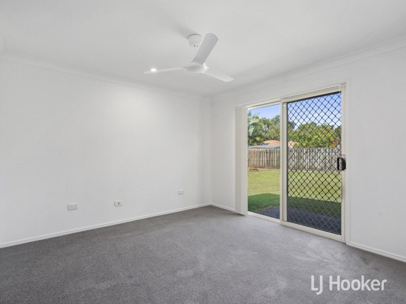 16 Barrs Avenue, Oxenford QLD 4210