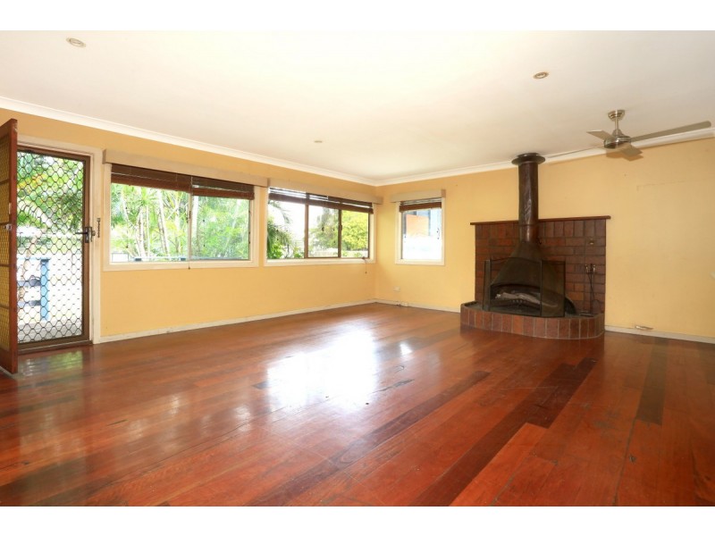 25 Dunnes Avenue, Hope Island QLD 4212