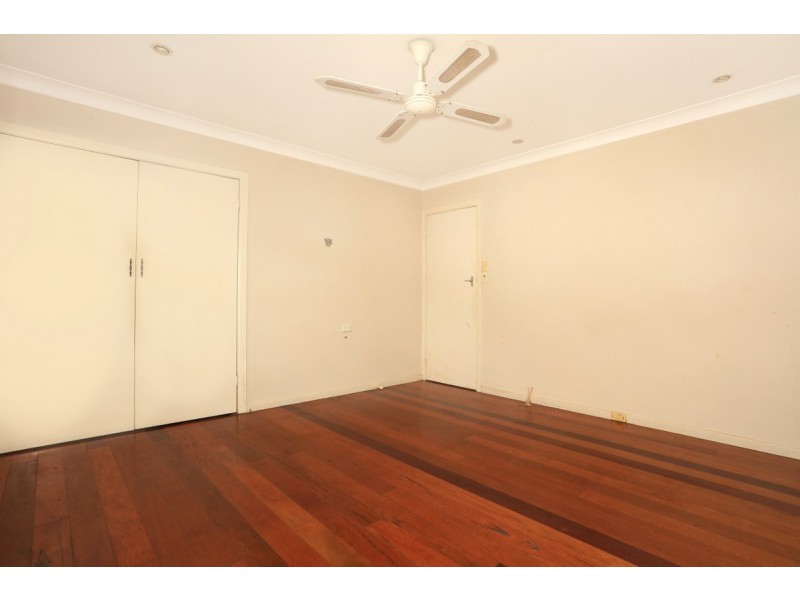 25 Dunnes Avenue, Hope Island QLD 4212