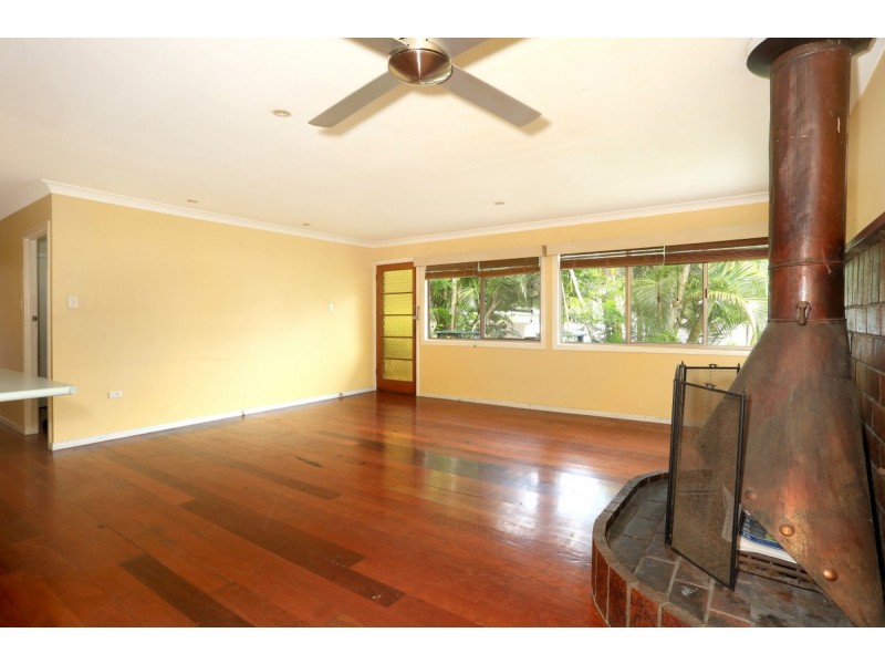25 Dunnes Avenue, Hope Island QLD 4212