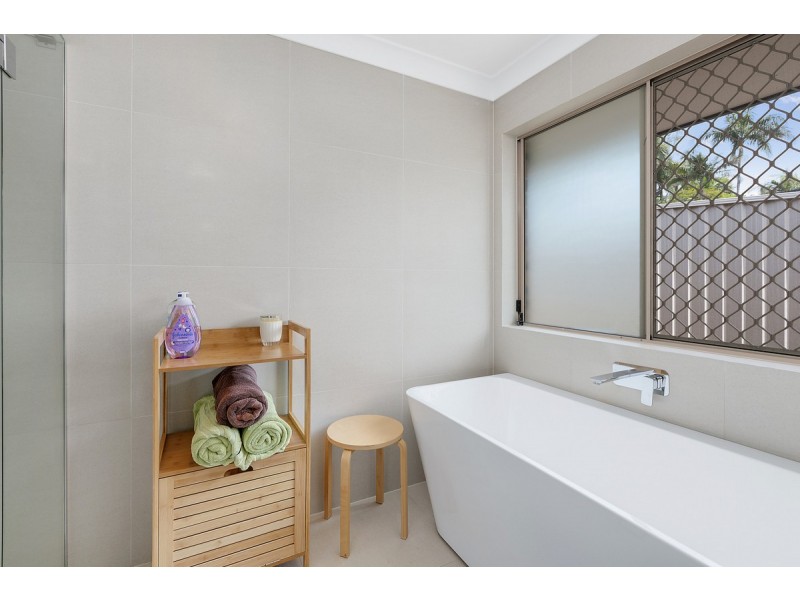31 Michelmore Road, Carrara QLD 4211