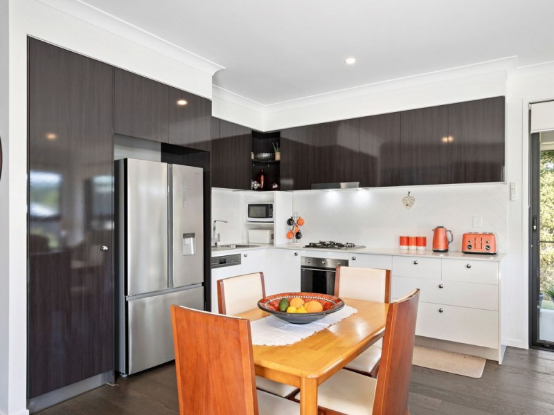 1/6 Lily Crescent, Nerang QLD 4211