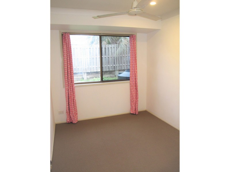 1/17 Mackellar Drive, Nerang QLD 4211