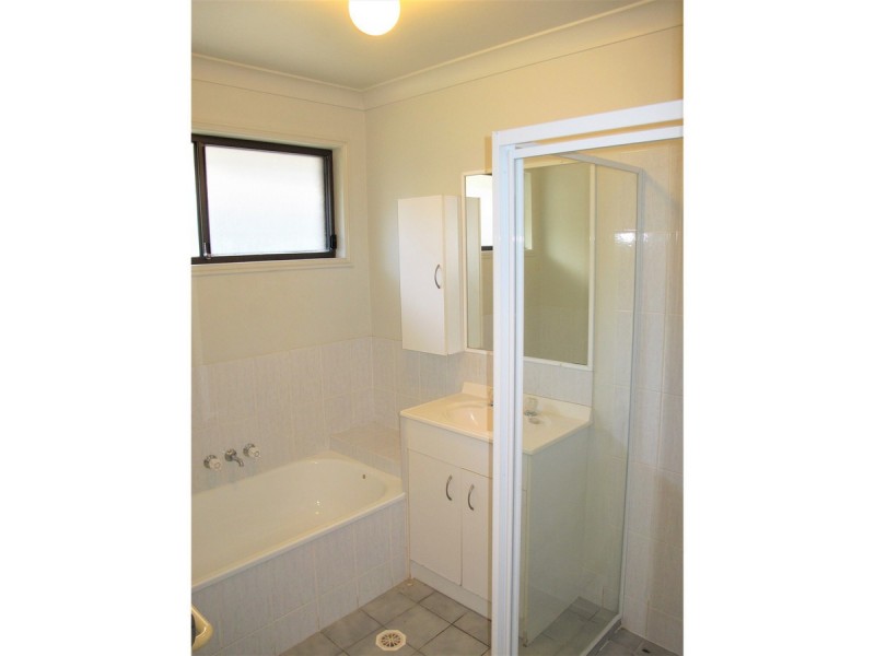 1/17 Mackellar Drive, Nerang QLD 4211