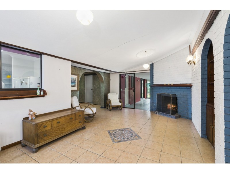32 Balfour Crescent, Highland Park QLD 4211