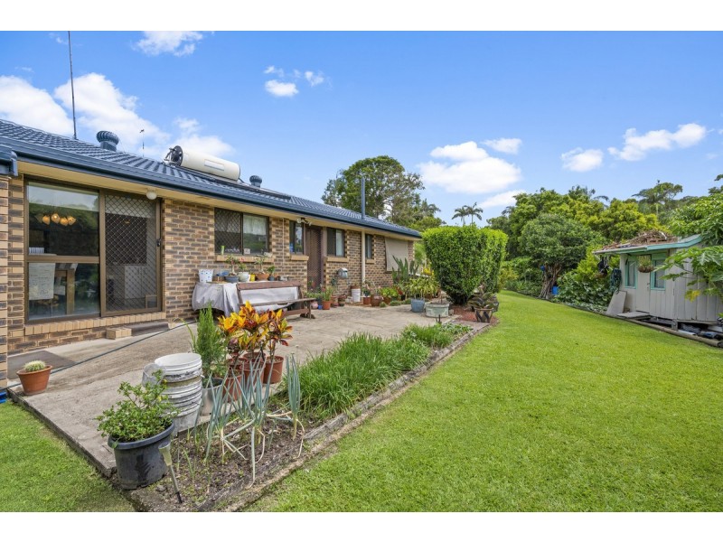 6 Jindivick Street, Worongary QLD 4213