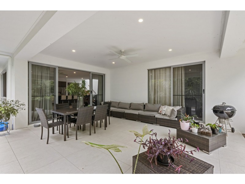 7 Sunbird Court, Gilston QLD 4211