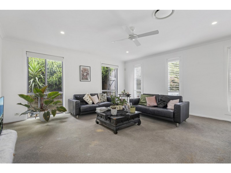 7 Sunbird Court, Gilston QLD 4211