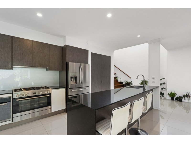 7 Sunbird Court, Gilston QLD 4211