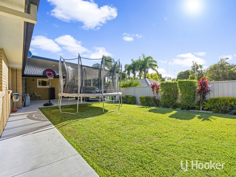 24 Plateau Crescent, Carrara QLD 4211