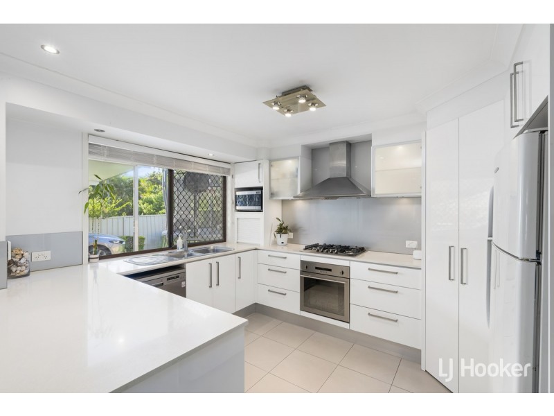 24 Plateau Crescent, Carrara QLD 4211