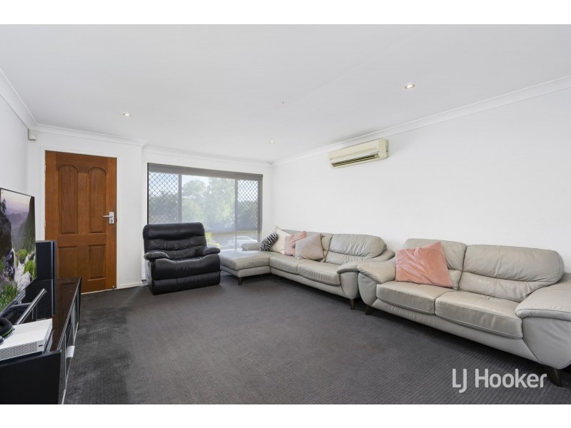 24 Plateau Crescent, Carrara QLD 4211