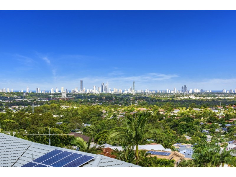 10 Trafalgar Street, Highland Park QLD 4211