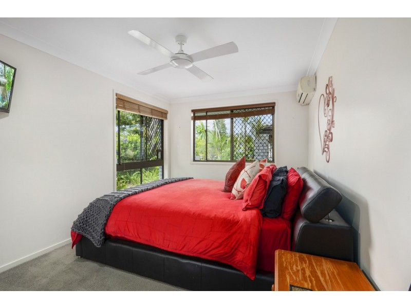 5 Aird Court, Highland Park QLD 4211