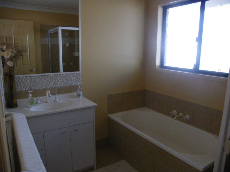 74 The Domain, Nerang QLD 4211