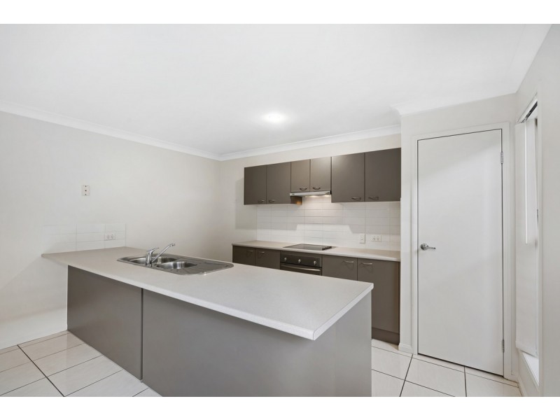 2 Marsh Street, Upper Coomera QLD 4209