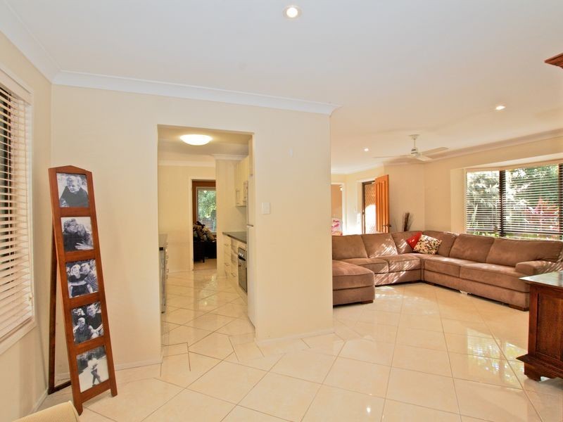 18 Dorrigo Drive, Worongary QLD 4213