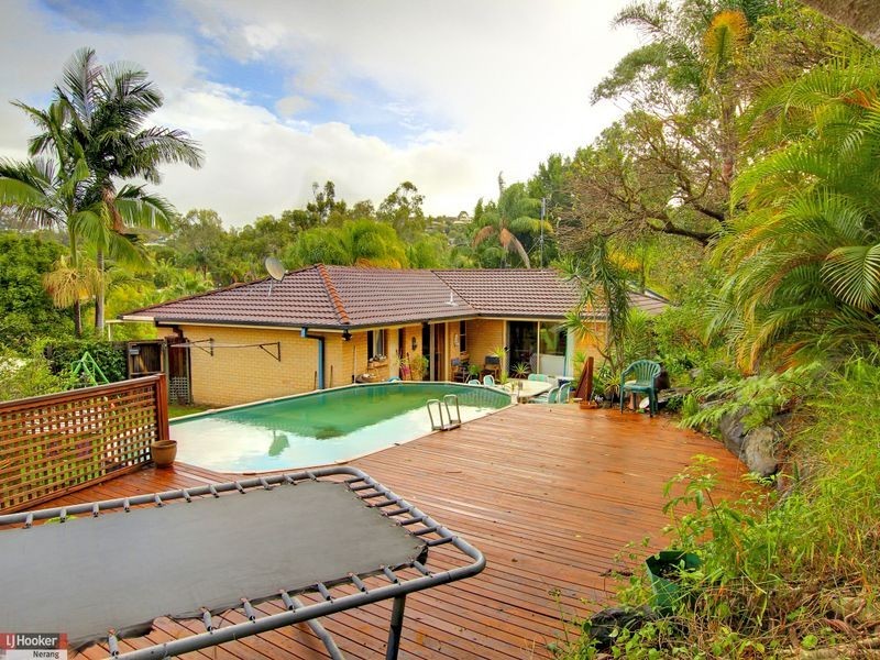 7 Survey Court, Highland Park QLD 4211