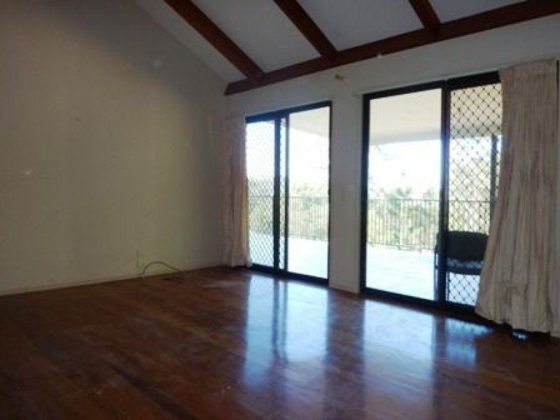 132 Narrowleaf Road, Advancetown QLD 4211