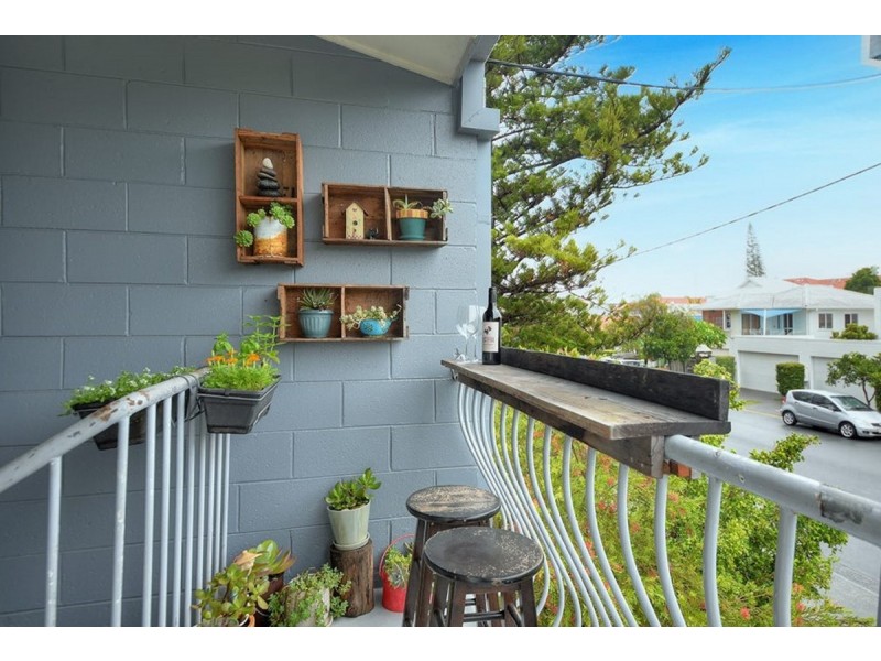 6/16 Riviera Road, Miami QLD 4220