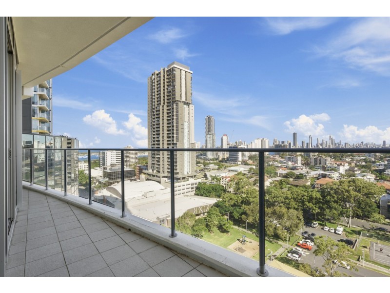 31201/9 Lawson Street, Southport QLD 4215