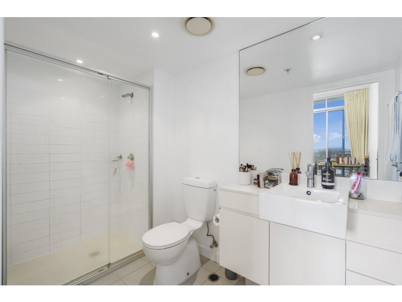 31201/9 Lawson Street, Southport QLD 4215