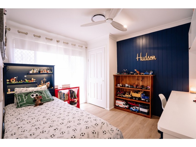 2 Berkley Court, Highland Park QLD 4211