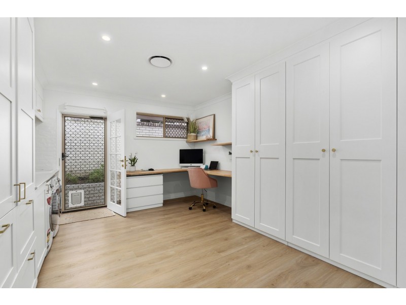 2 Berkley Court, Highland Park QLD 4211