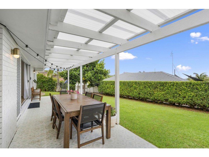 2 Berkley Court, Highland Park QLD 4211