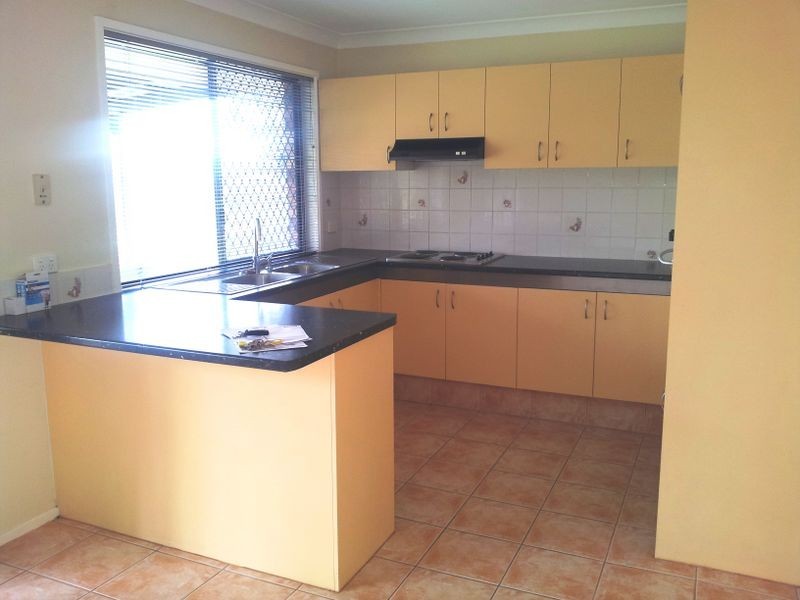 14 Lytham Court, Highland Park QLD 4211