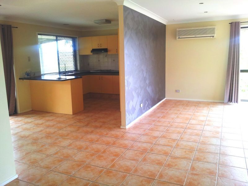 14 Lytham Court, Highland Park QLD 4211