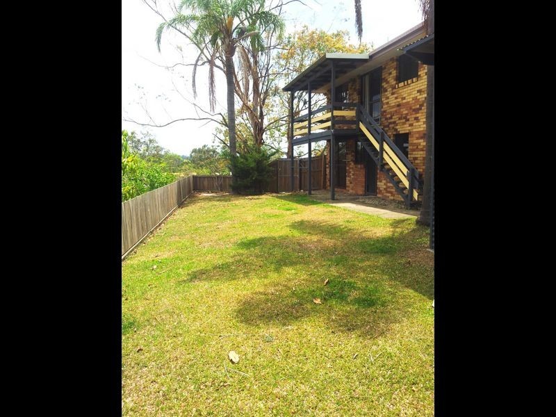 14 Lytham Court, Highland Park QLD 4211
