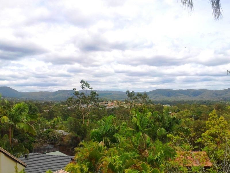 14 Lytham Court, Highland Park QLD 4211