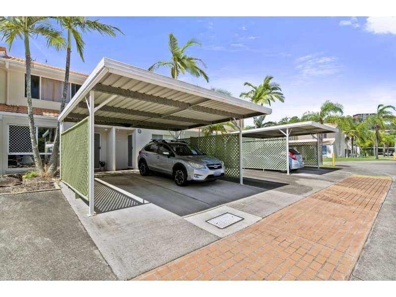 29/125 Pappas Way, Carrara QLD 4211