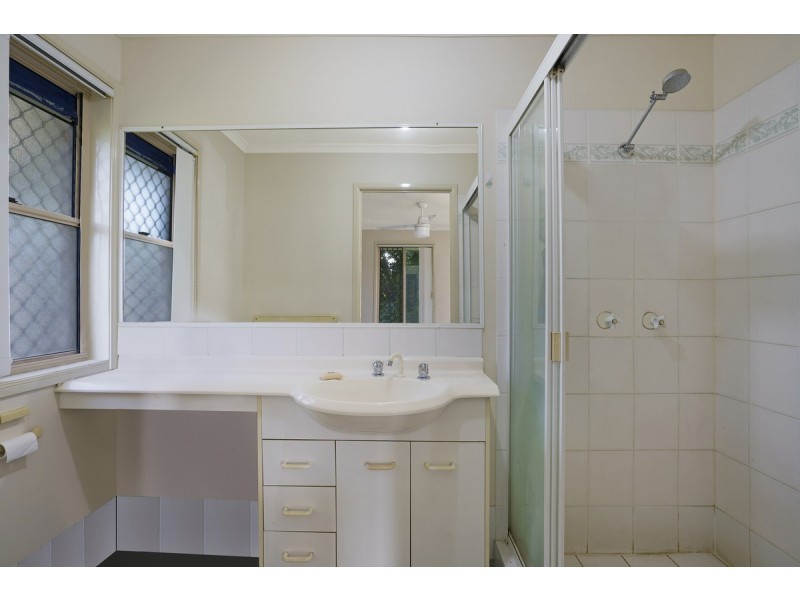 2 Bards Court, Nerang QLD 4211