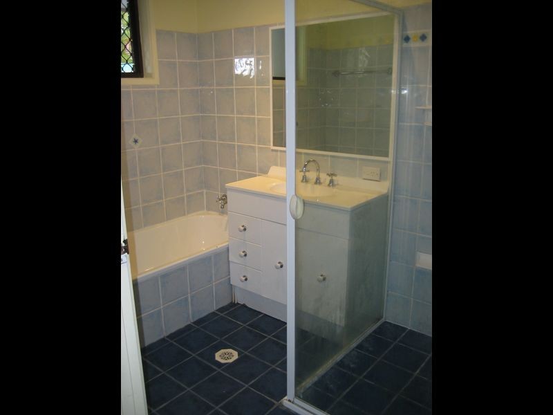 84a Alison Road, Carrara QLD 4211