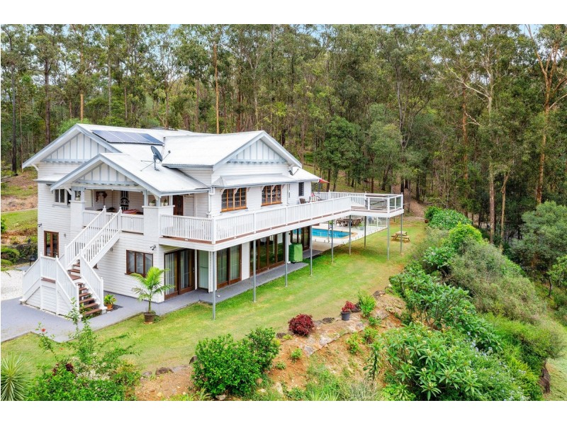 108 Arunta Drive, Mount Nathan QLD 4211