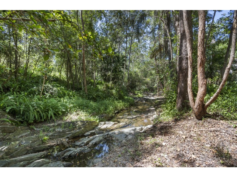 214 Crane Crescent, Nerang QLD 4211
