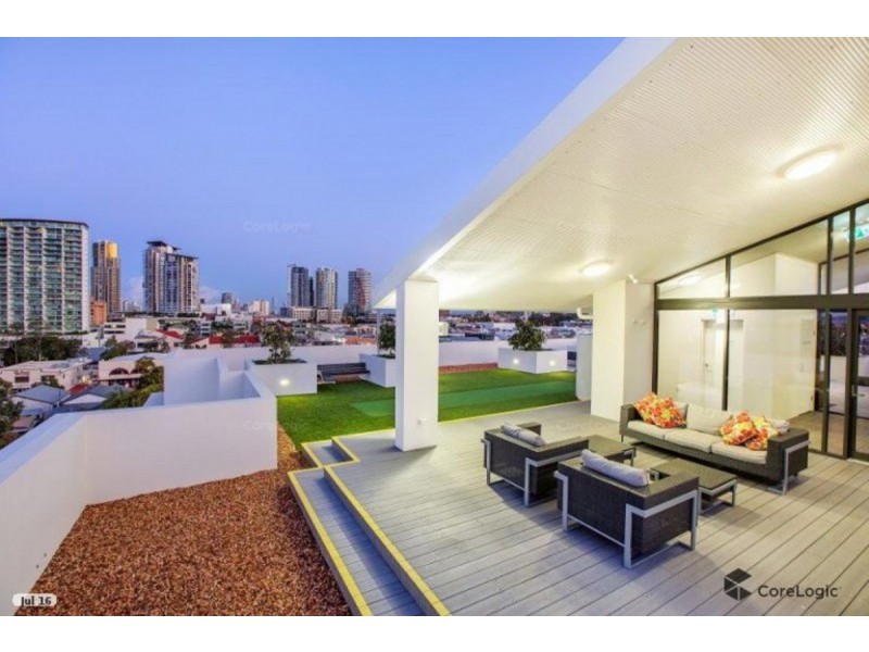 26/171 Scarborough Street, Southport QLD 4215