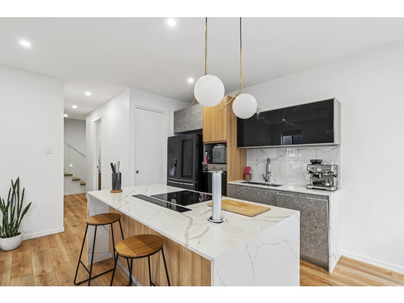 2/31 Parr Street, Biggera Waters QLD 4216