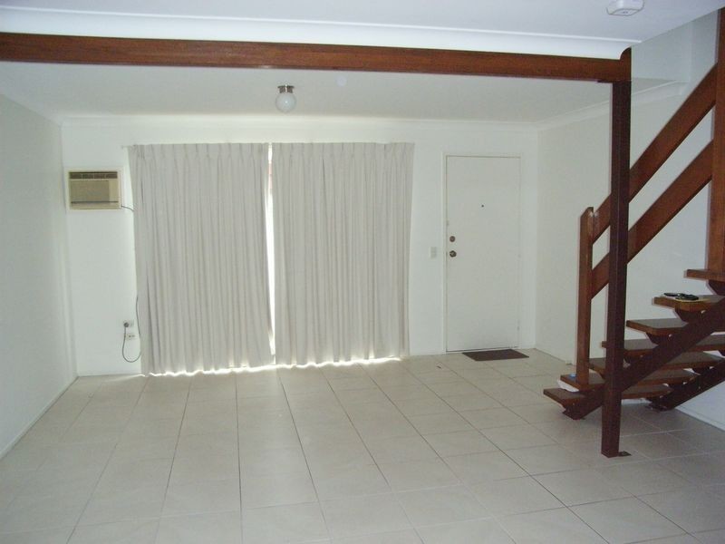 4/73 Price Street, Nerang QLD 4211