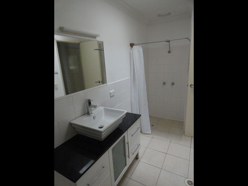 4/4 Martin Street, Nerang QLD 4211