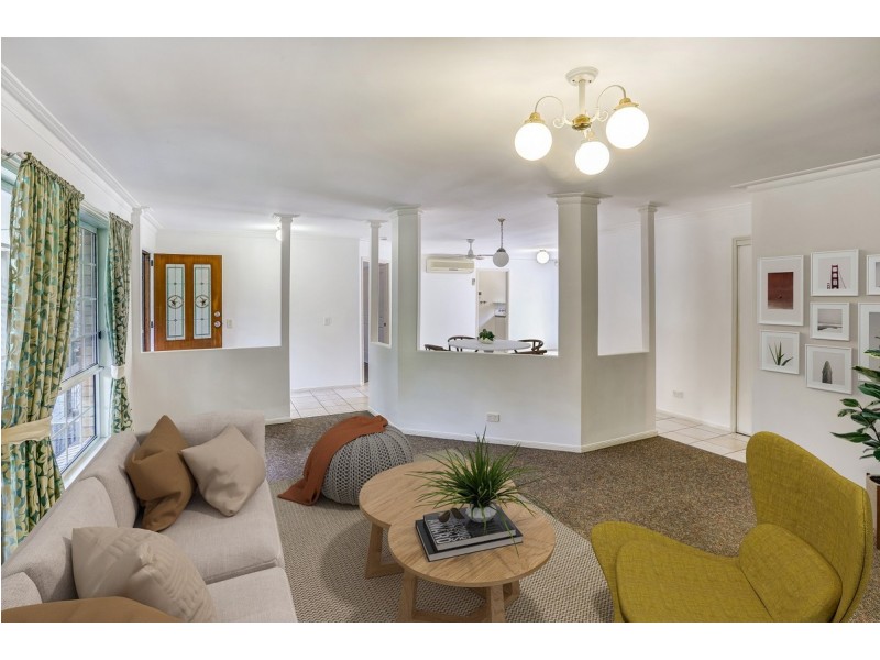 8 Banyula Drive, Gaven QLD 4211