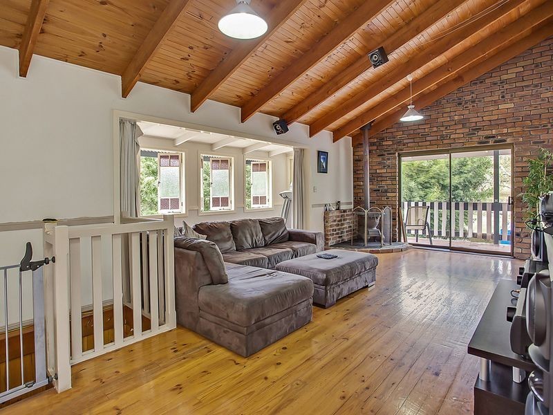 2 Winderadeen Court, Nerang QLD 4211