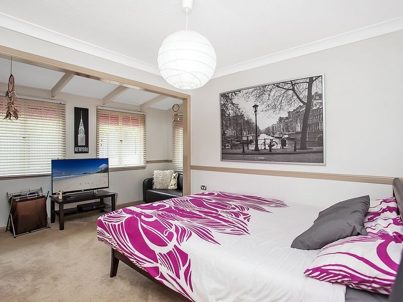 2 Winderadeen Court, Nerang QLD 4211