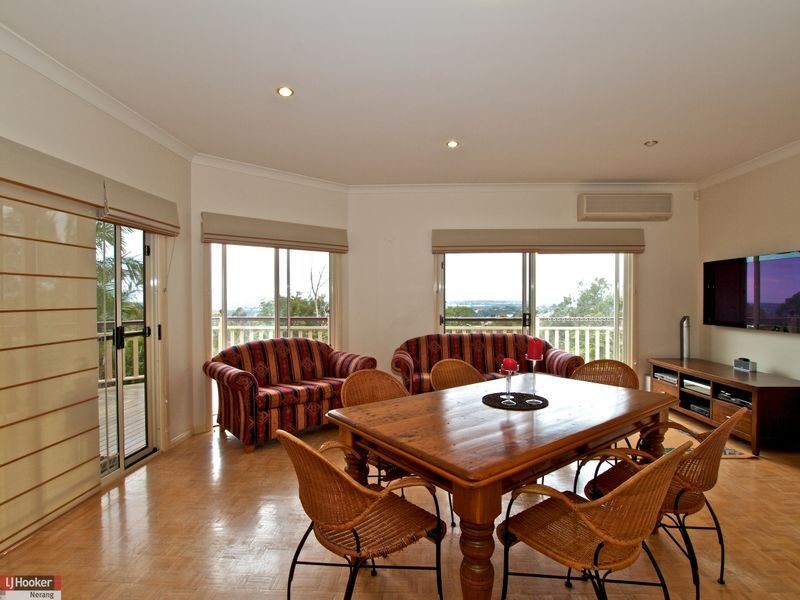 92 Armstrong Way, Highland Park QLD 4211