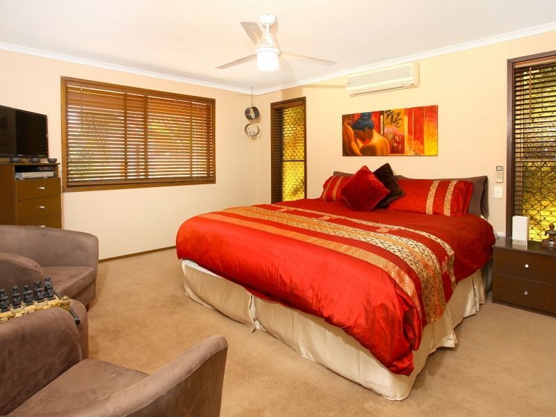 19 Nerang River Drive, Nerang QLD 4211