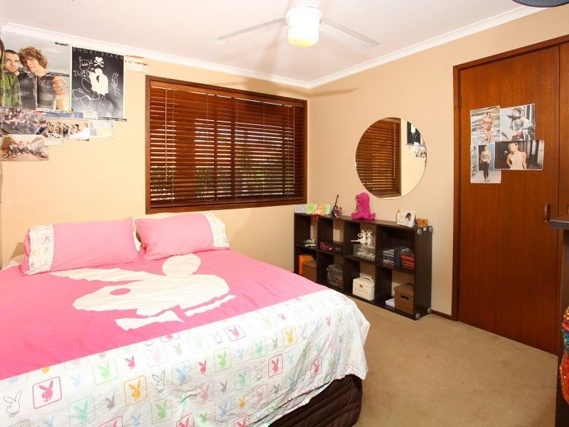 19 Nerang River Drive, Nerang QLD 4211