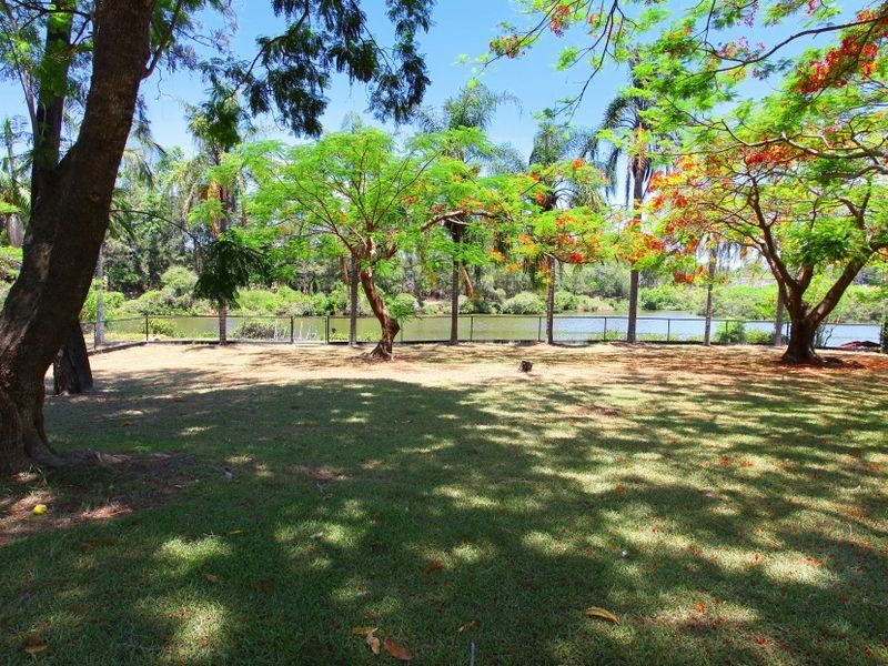19 Nerang River Drive, Nerang QLD 4211