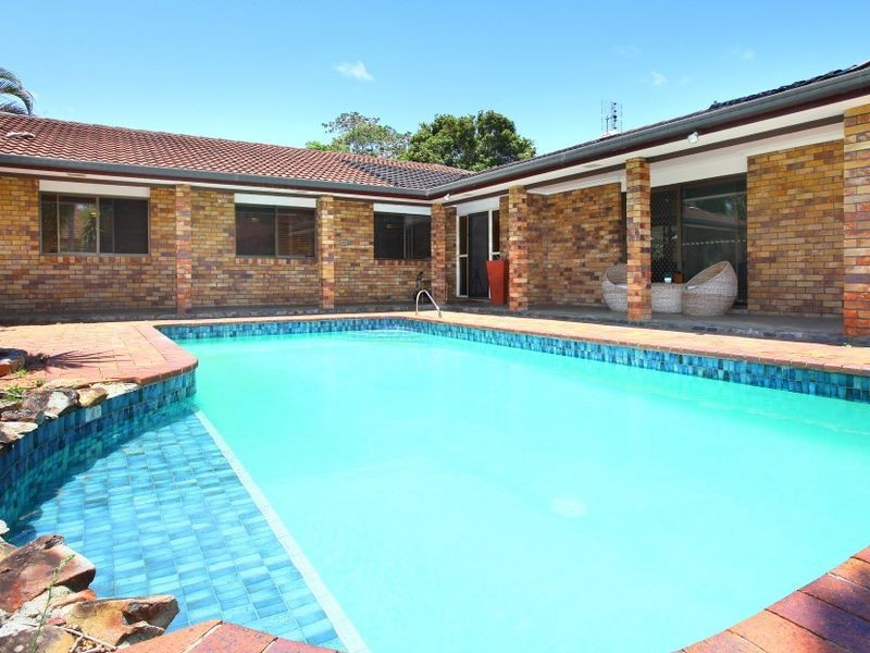 19 Nerang River Drive, Nerang QLD 4211